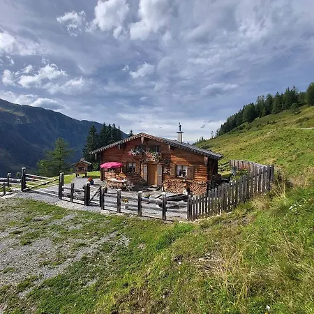 Andrelwirts Maisalm Rauris Seidlwinkl